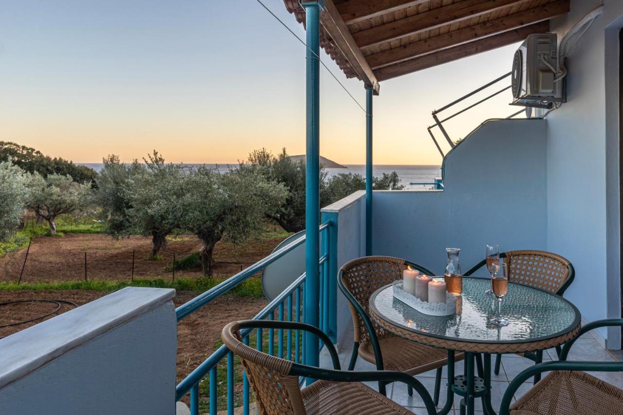 Secret Summer Havens - Perfectly Secluded Getaways Vasilítsion Dış mekan fotoğraf